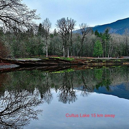 Private Suite 2Br Near Hwy 1, Heritage Park, Coliseum, Cultus Lake, Fishing, Chilliwack Exterior photo