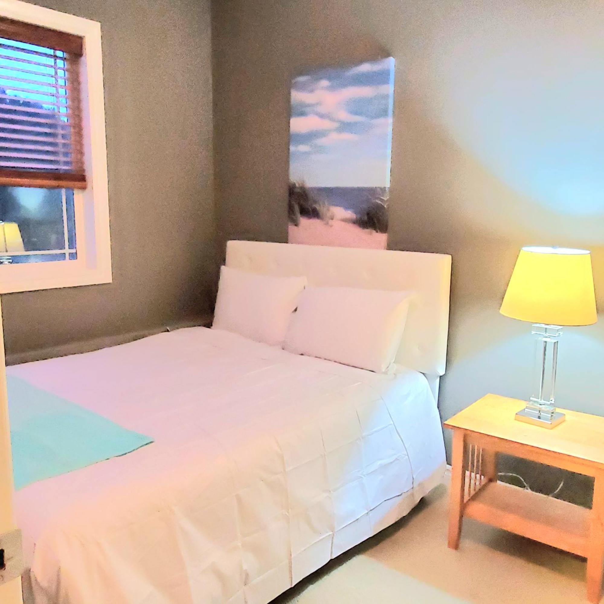 Private Suite 2Br Near Hwy 1, Heritage Park, Coliseum, Cultus Lake, Fishing, Chilliwack Room photo