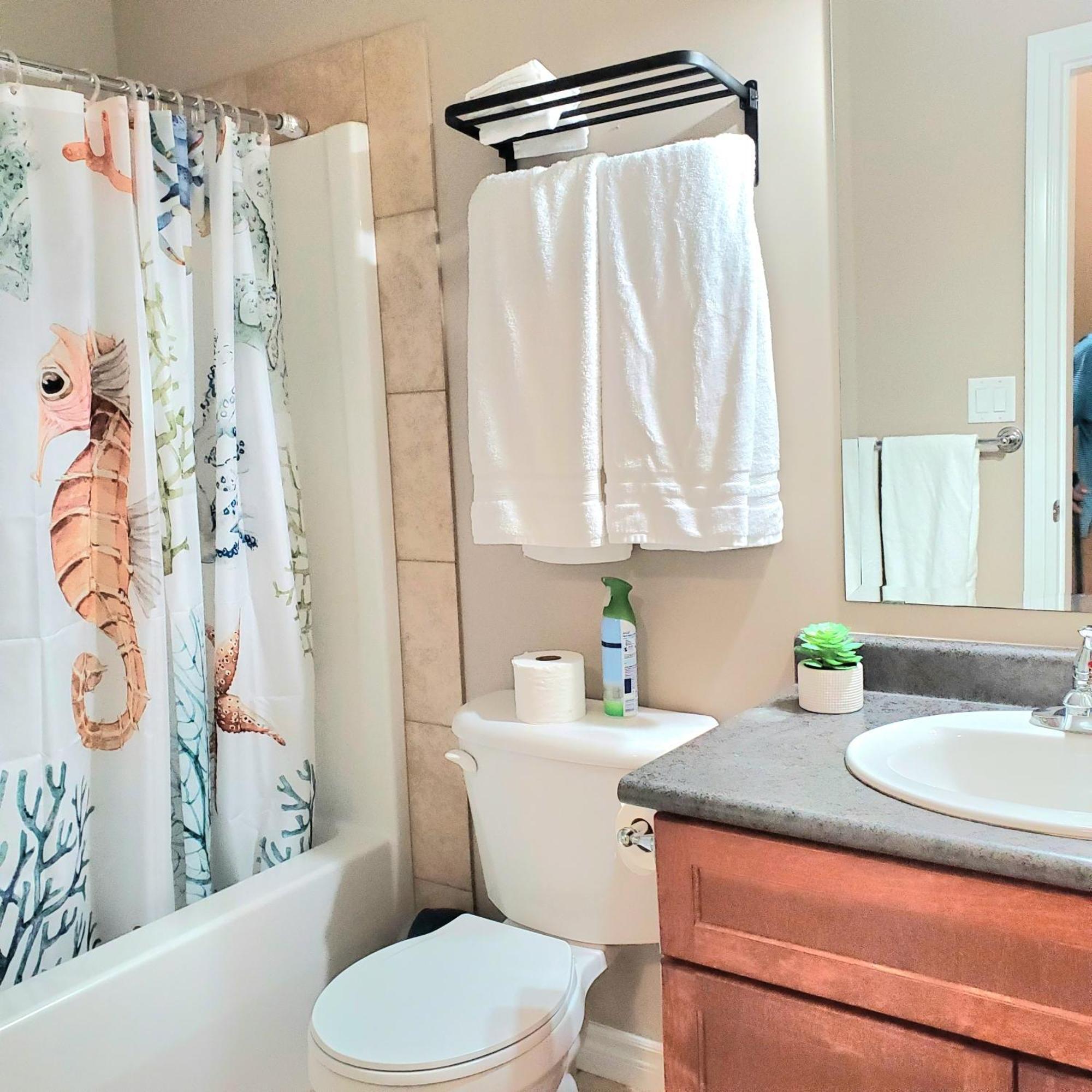 Private Suite 2Br Near Hwy 1, Heritage Park, Coliseum, Cultus Lake, Fishing, Chilliwack Exterior photo